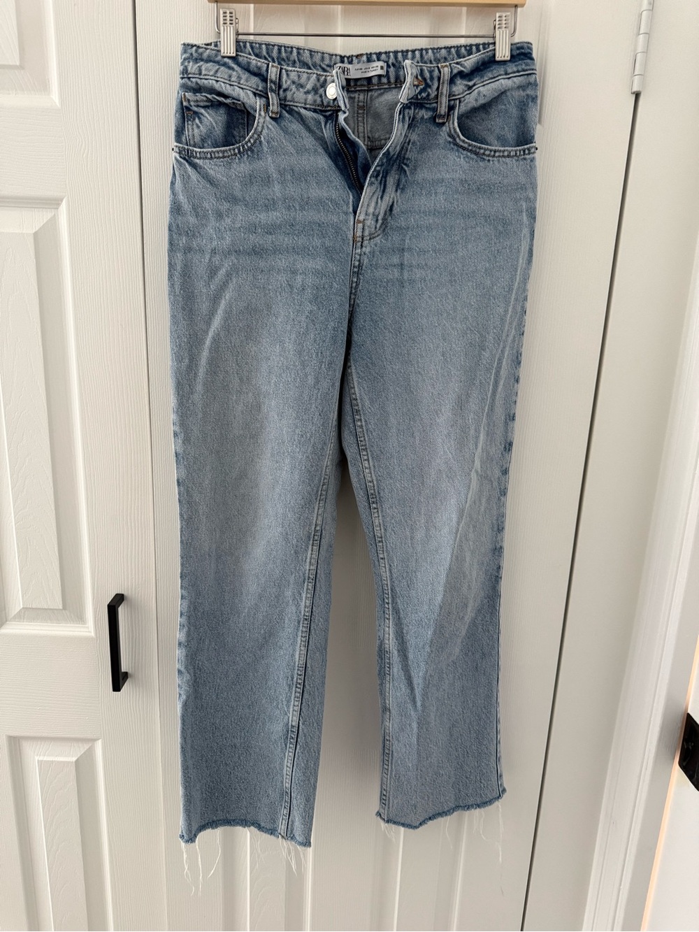 Zara Light Blue Straight-Leg Jeans